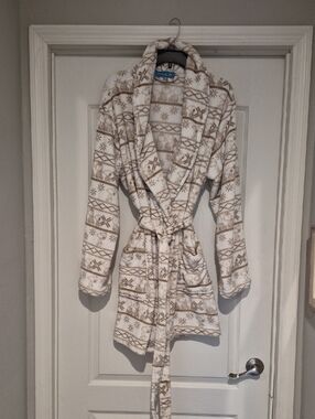 Peanuts White & Tan Fair Isle Shawl Collar Robe